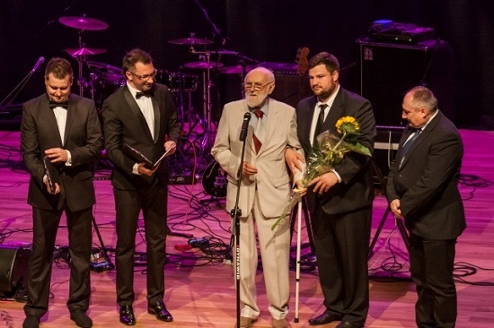 Jzef Makal Artystyczna Nagroda 