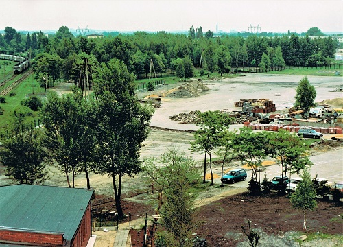 J 24 Porzdkowanie terenu przed budow amfiteatru rdo Archiwum Sali Zgromadze wiadkw Jehowy w Sosnowcu